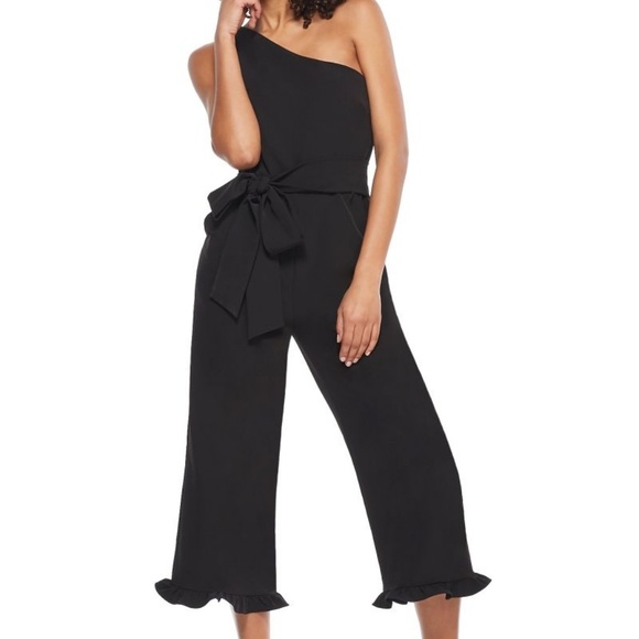 Clover and Sloane | Black Cropped Jumpsuit - H9 - Picture 1 of 7